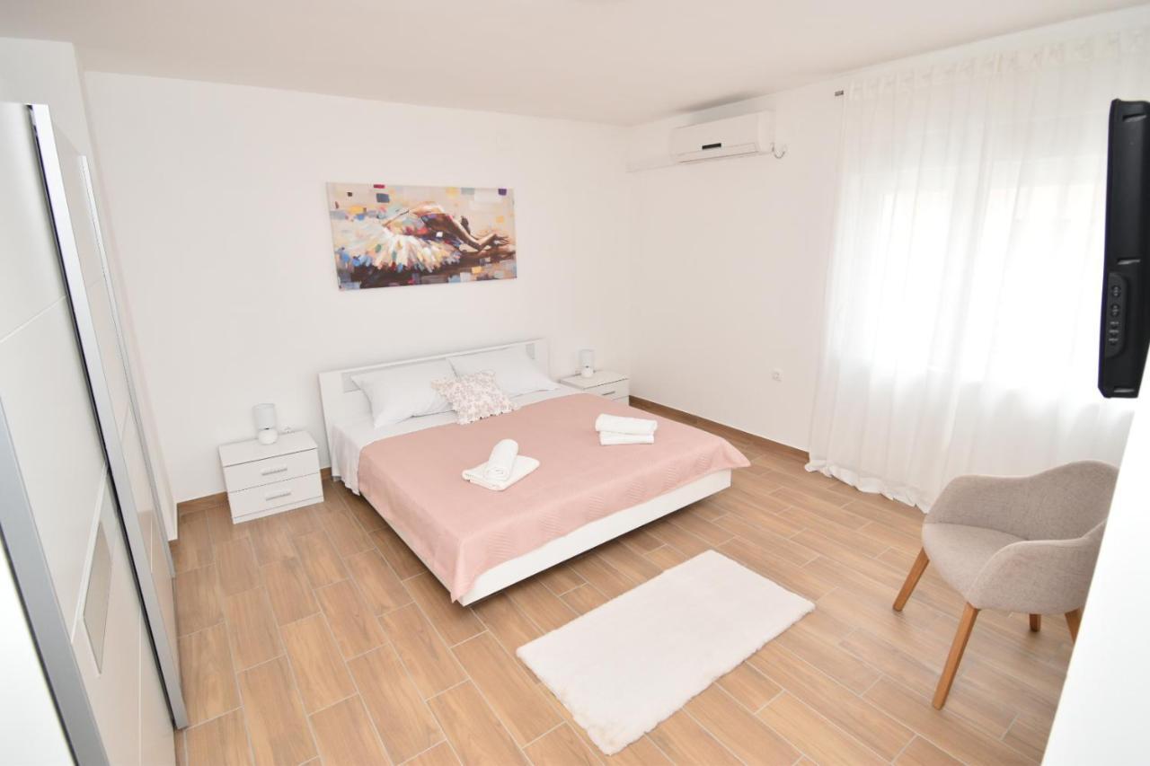 Apartments Ivan Zadar Buitenkant foto